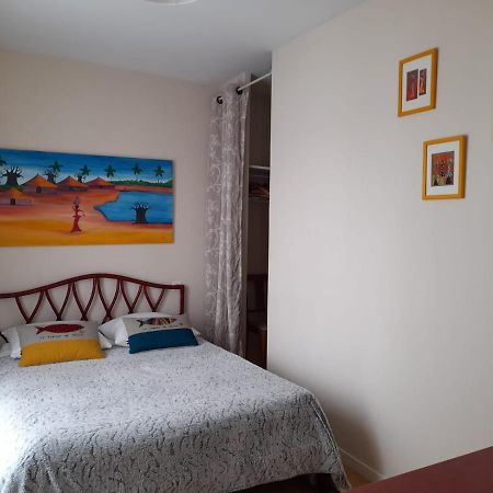 Appt Cosy 65 M2 Coeur De Ville A 150 M De La Plage Royan Bagian luar foto