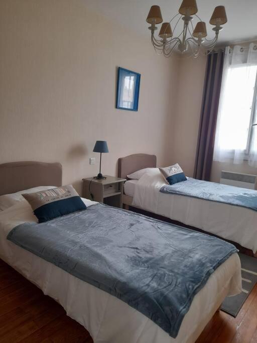 Appt Cosy 65 M2 Coeur De Ville A 150 M De La Plage Royan Bagian luar foto